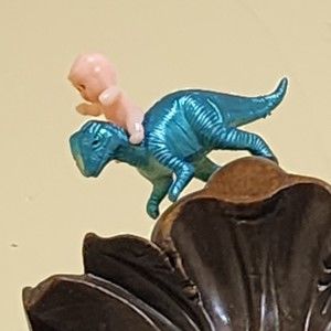 Meet your Posher, Courtney